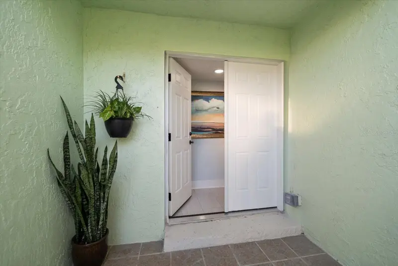 1 Windrush Blvd #45, FL