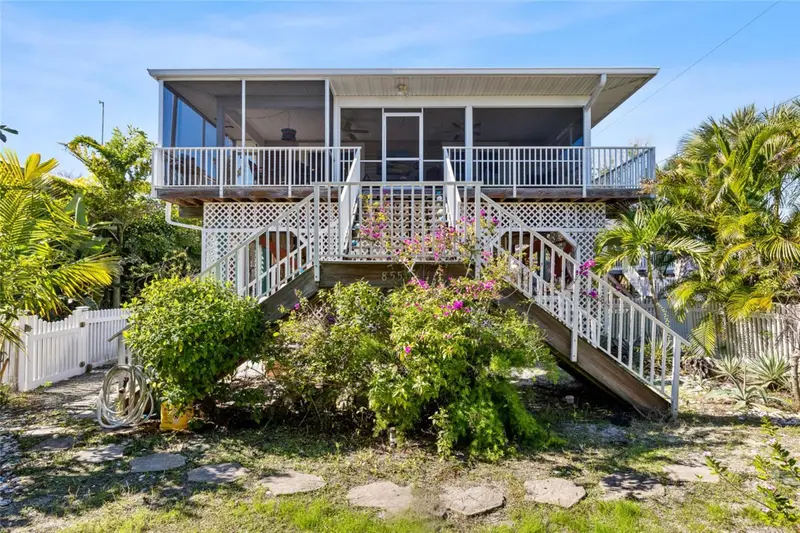 8550 Little Gasparilla Is, FL