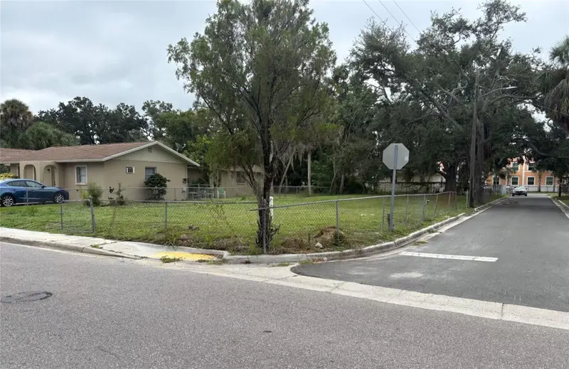 1626 22nd St, FL