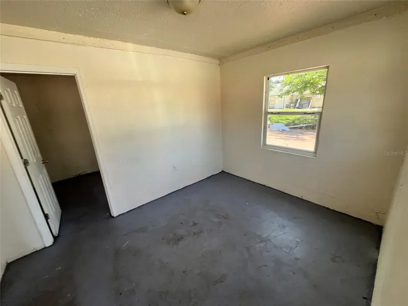 131 B St #1, FL