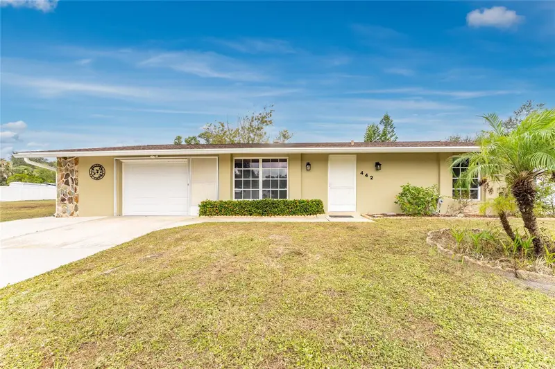 442 Kostner St, FL