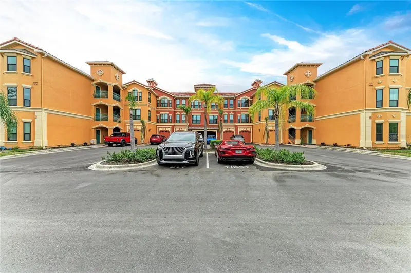 2738 Via Tivoli, FL