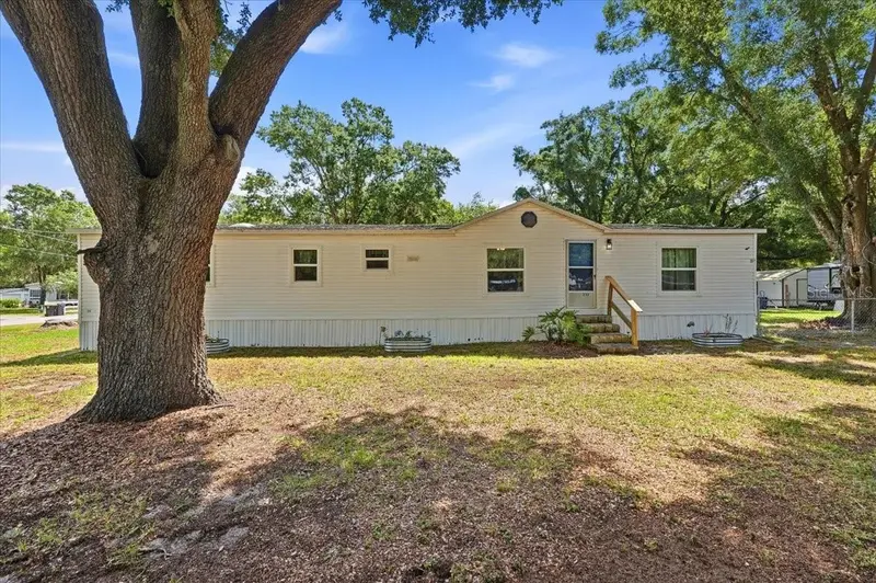 232 W Temple Cir, FL