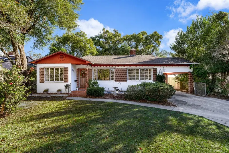 109 S Brown Ave, FL