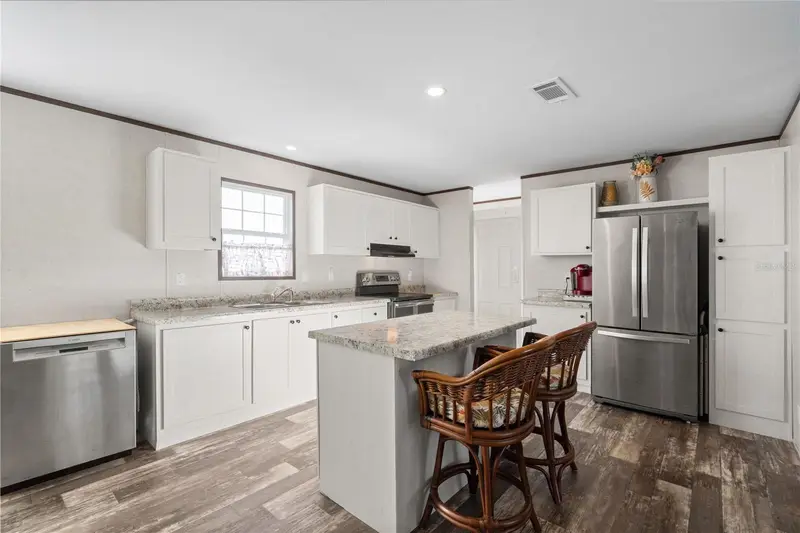224 Wolverine Ave, FL