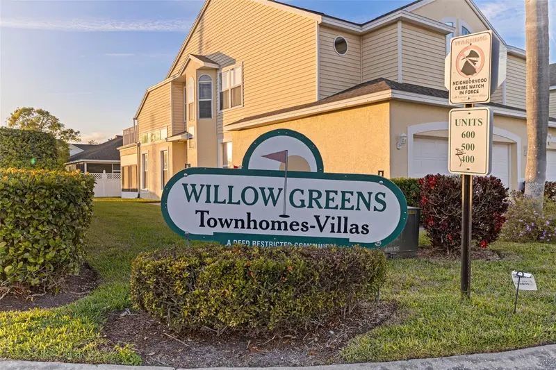 1050 Starkey Rd #602, FL