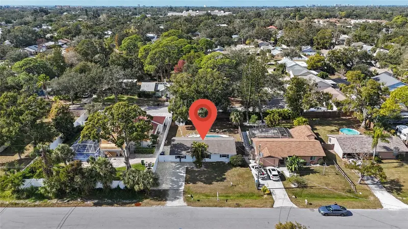 4848 Camphor Ave, FL