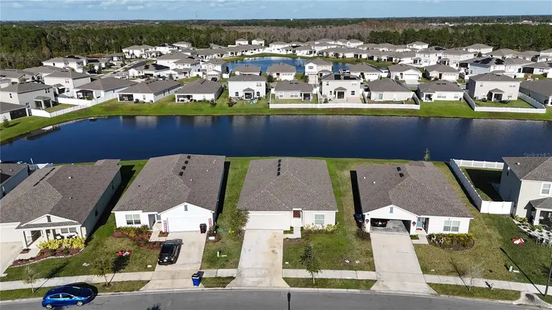 486 Pine Tree Bridge Trl, FL