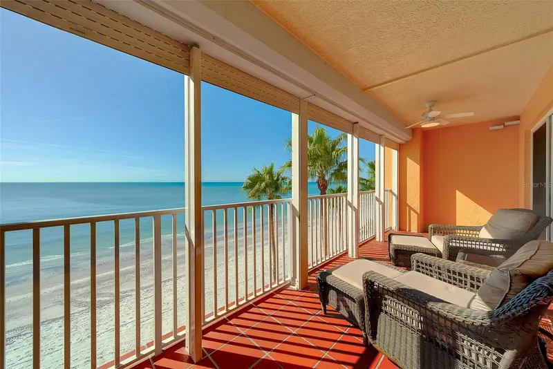 16450 Gulf Blvd #565, FL