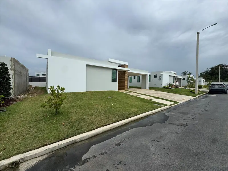 Residences At Rio Iguazu St. #135, PR