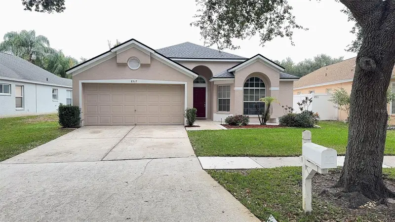 8517 Fawn Creek Dr, FL