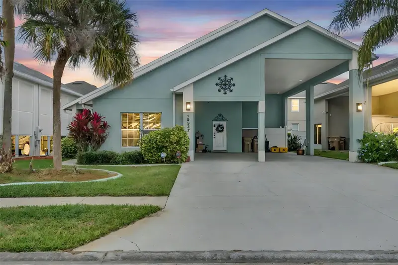 16627 Citrus Pkwy, FL