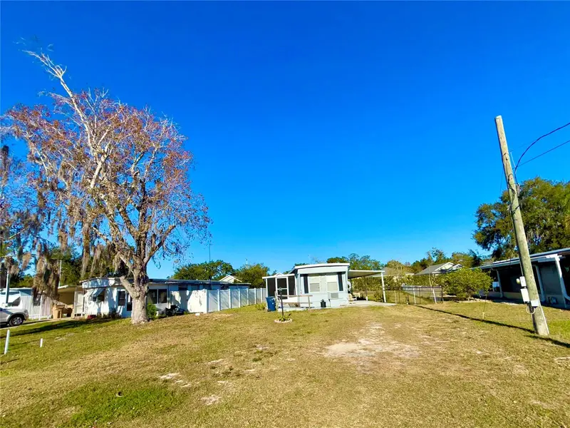 1370 County Dr, FL
