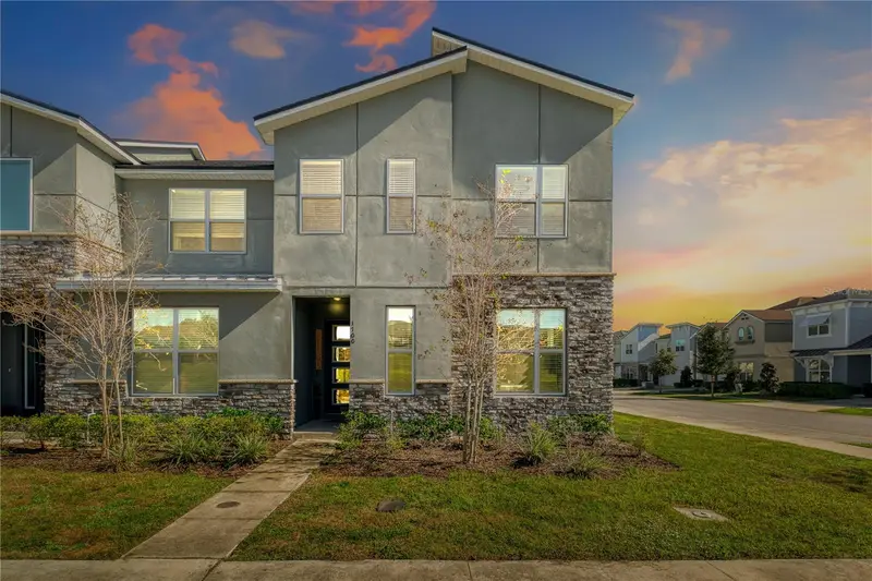 1700 Tropical Palms Cir, FL