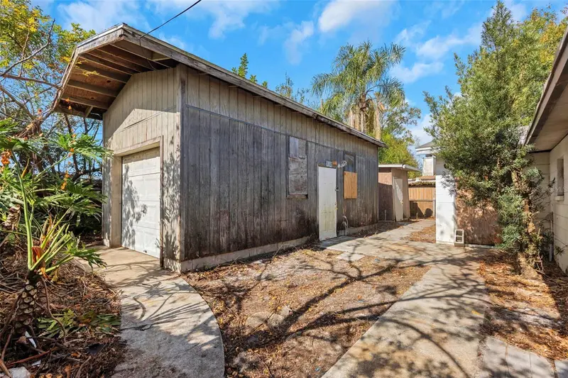 8858 67th Way N, FL