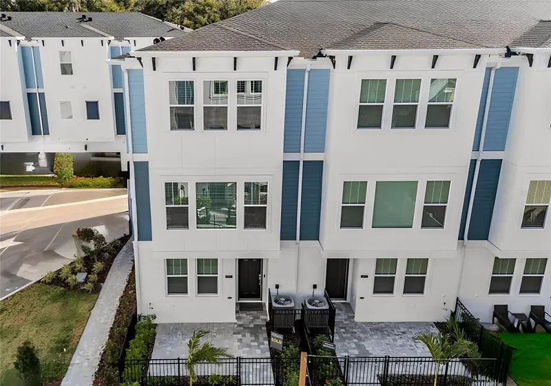 6605 N Nebraska Ave #6, FL