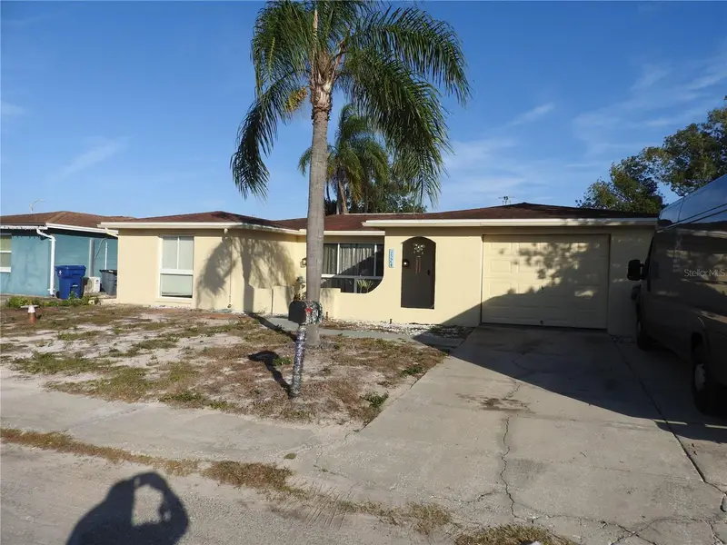 1324 Viking Dr, FL