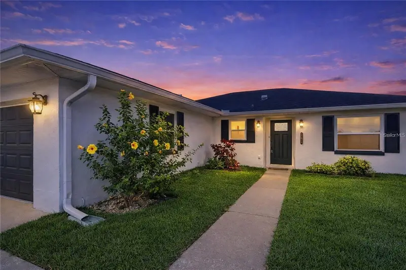 761 Leonardo Ct, FL