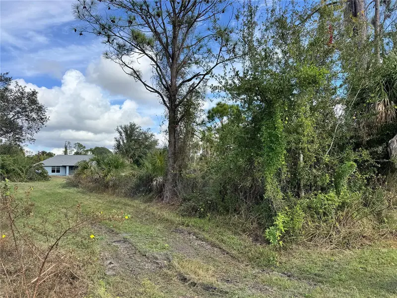 Zuber Ln, FL