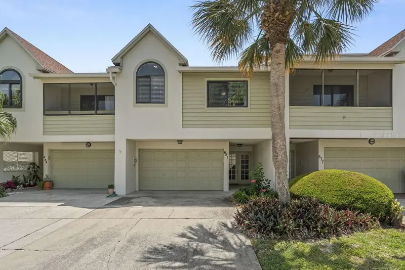 621 Duchess Blvd, FL