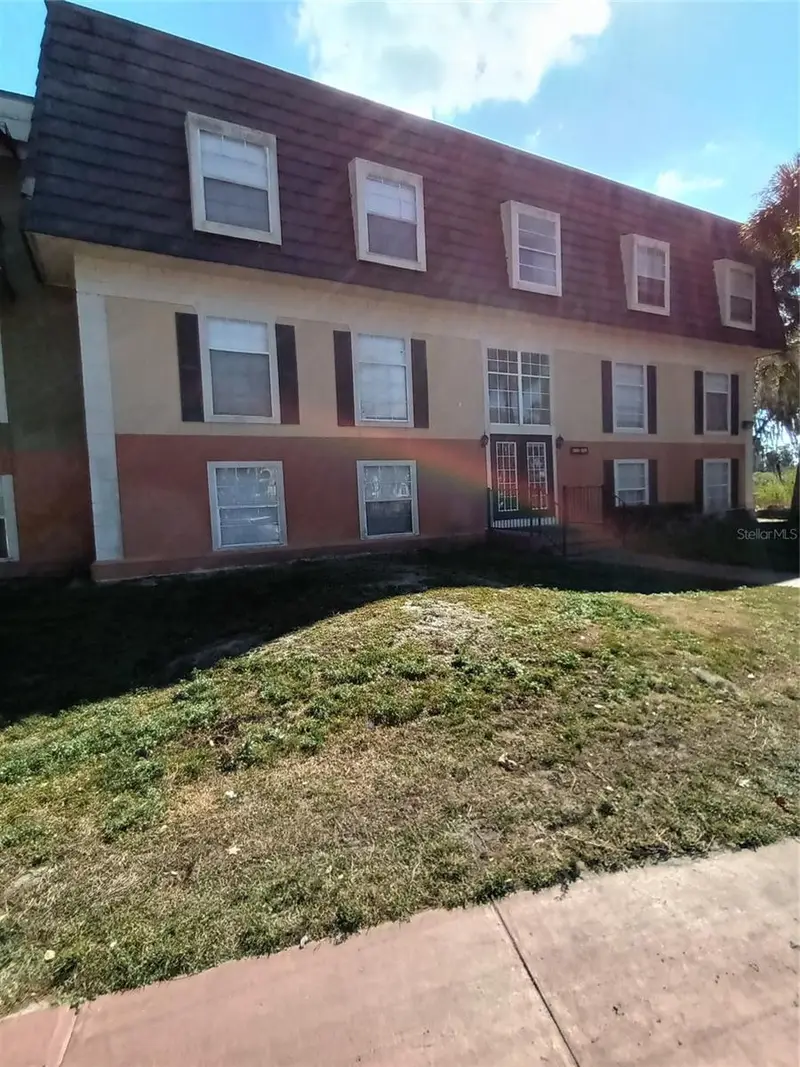 3966 Versailles Dr #3966b, FL