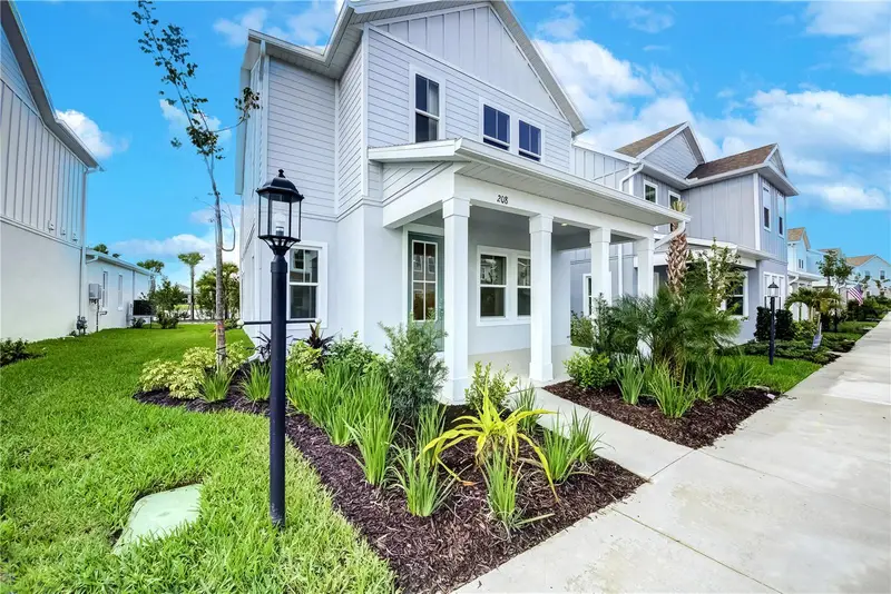 208 Eagleston Ln, FL