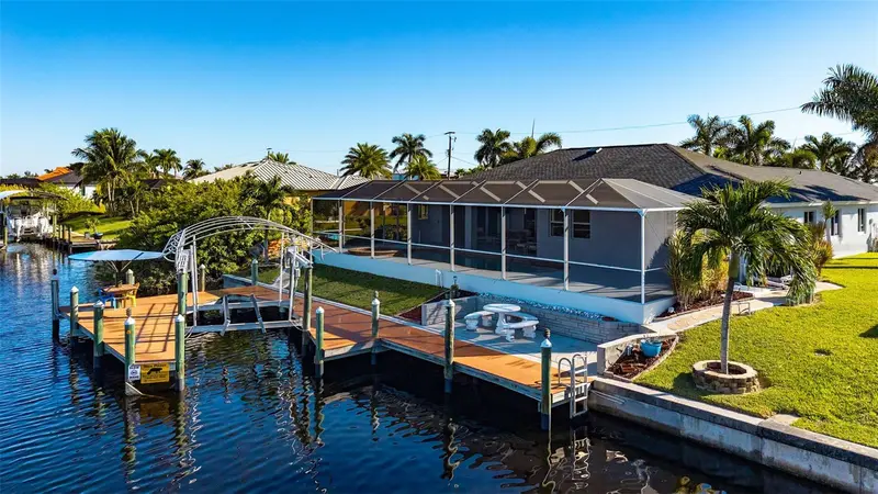 430 Nw 39th Ave, FL
