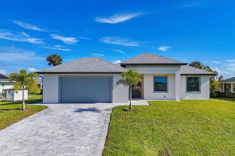 9 Bunker Pl, FL