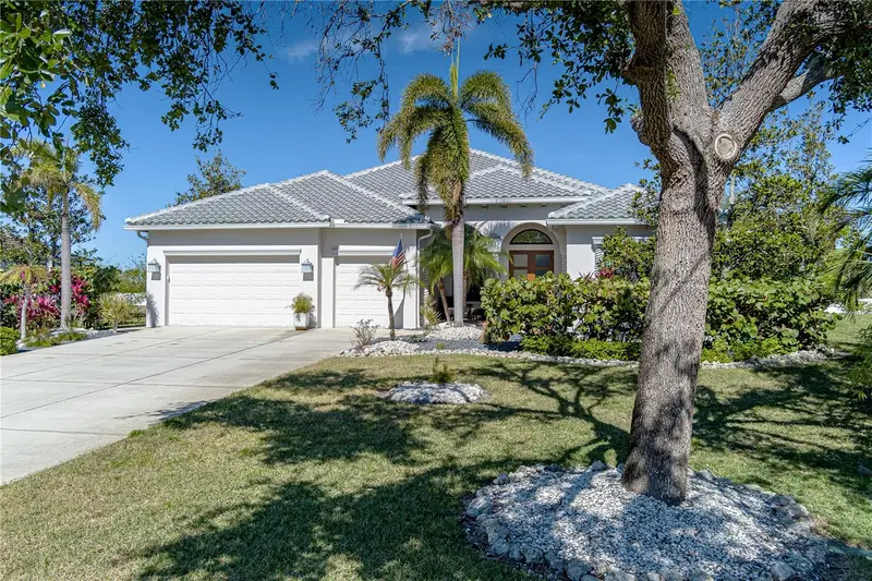 1929 24th Street Cir W, FL