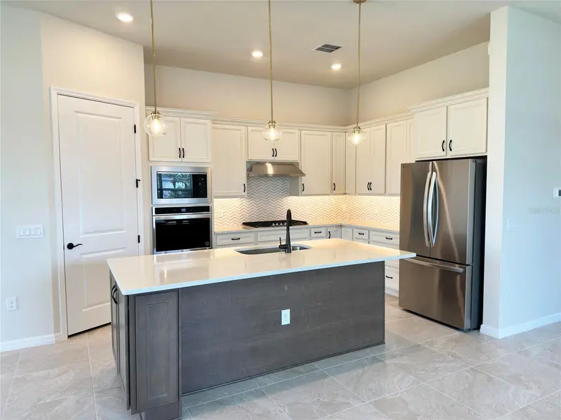 10366 Parkview Reserve Ln, FL