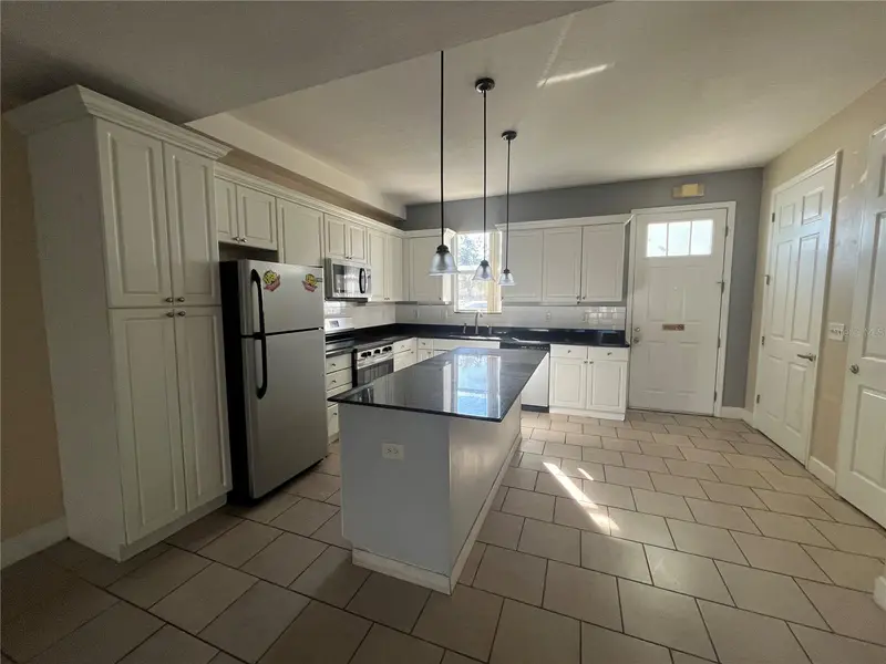 2013 Grand Oak Dr, FL