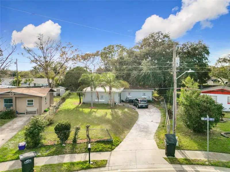 444 Sunnyview Cir, FL