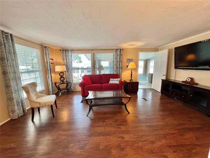 139 Aspen Cir, FL