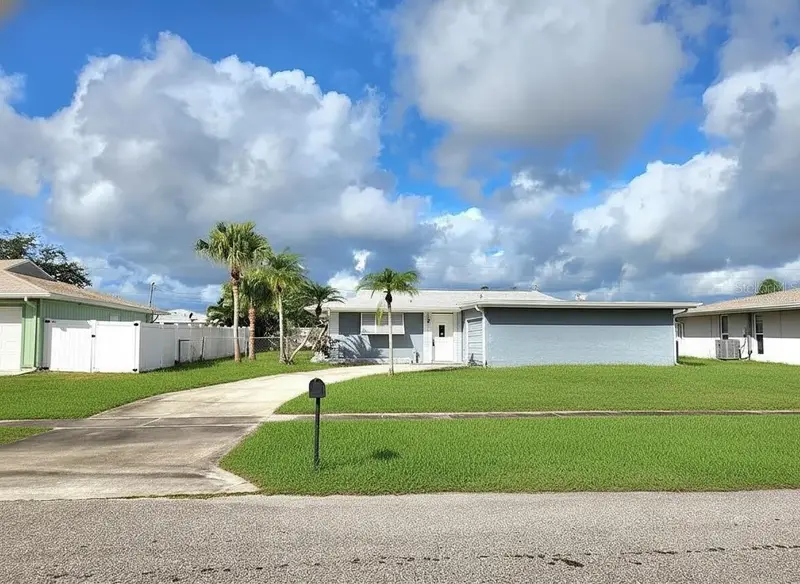 6447 Safford Ter, FL
