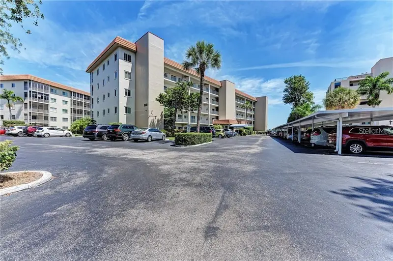 1650 1st Ave W #507b, FL