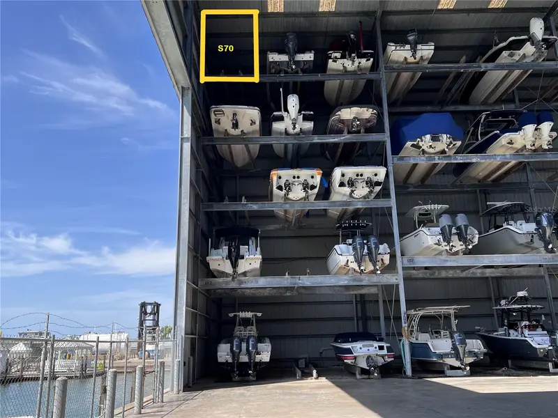 100 Circuit Rd #S70, FL