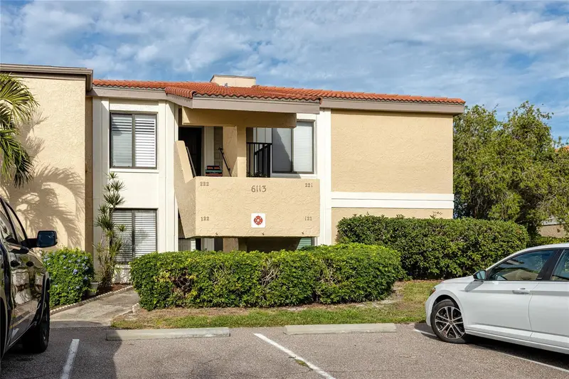 6113 Palma Del Mar Blvd S #221, FL