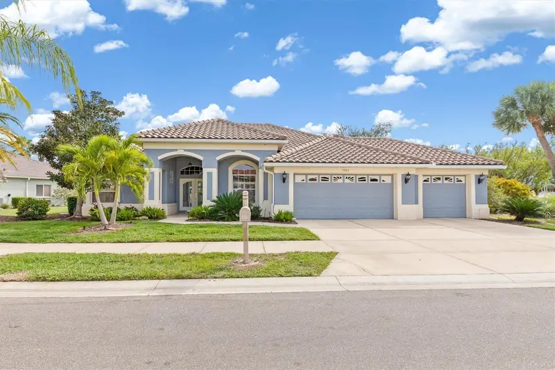 5365 Pine Shadow Ln, FL