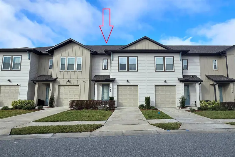742 Longboat Dr, FL
