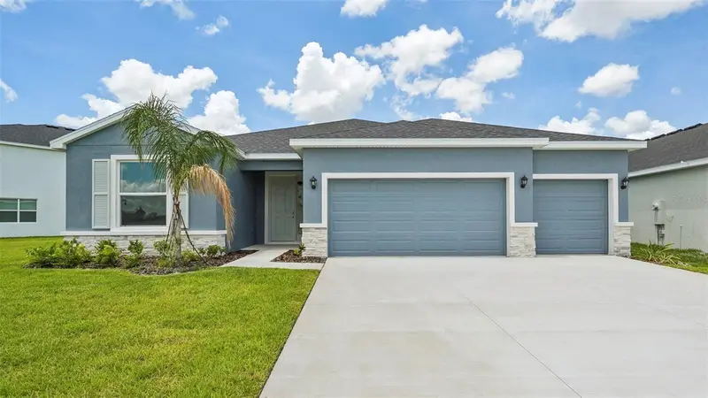 Oakfield Lakes listing