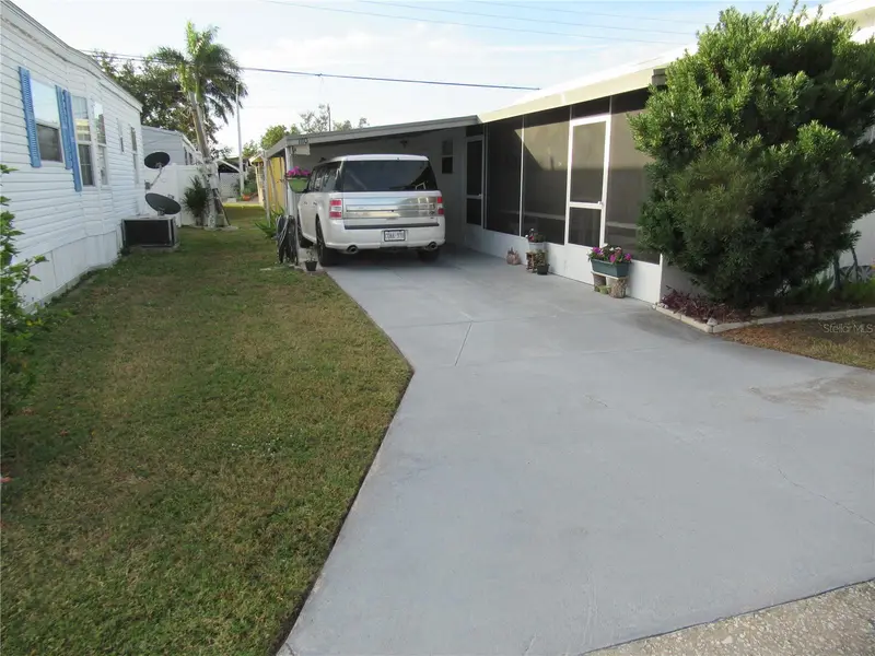 1110 49th Avenue Ter W, FL
