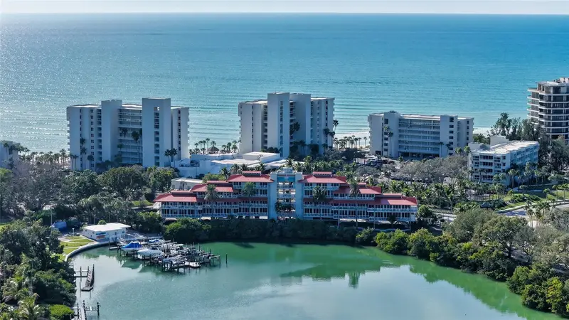 225 Sands Point Rd #6201, FL