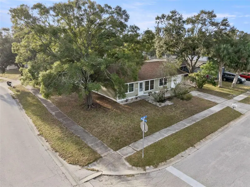 6500 Briar Ridge Ct N, FL