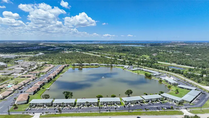 25225 Rampart Blvd #1607, FL
