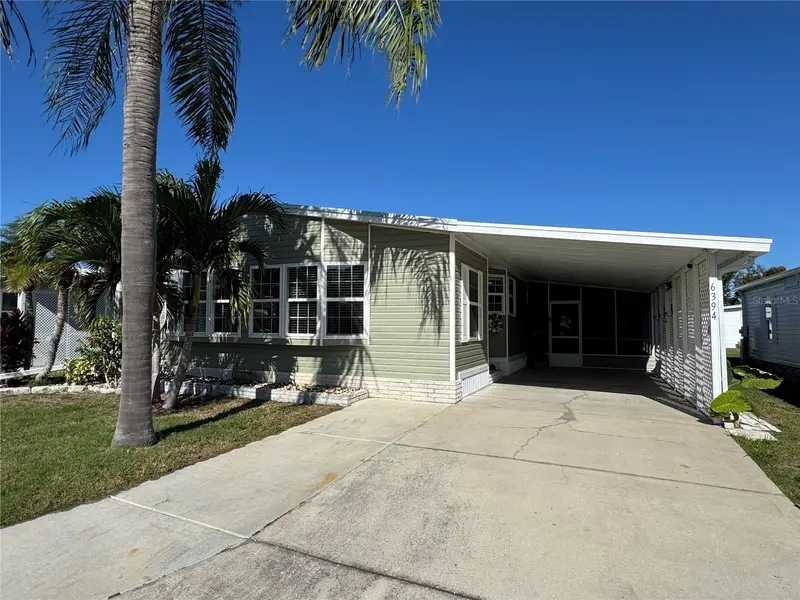 6394 Lolly Bay Loop Ne, FL