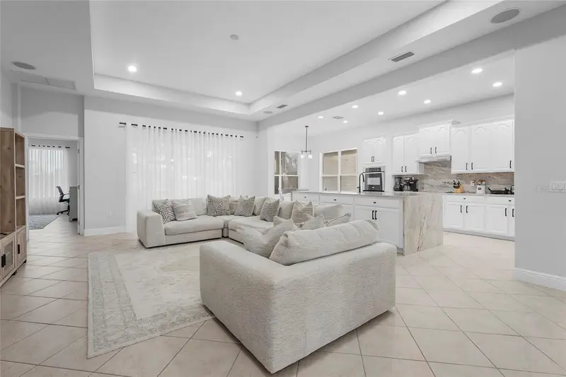 3628 Summerwind Cir, FL