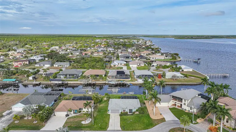 3025 Curry Ter, FL