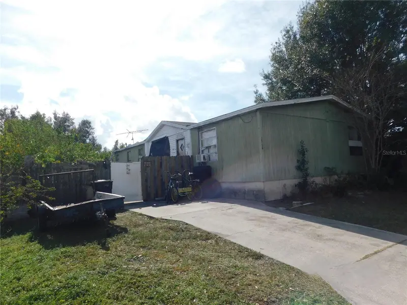 2634 Sea Oats Cir N, FL