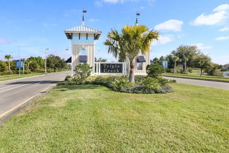 13117 Royal Pines Ave, FL