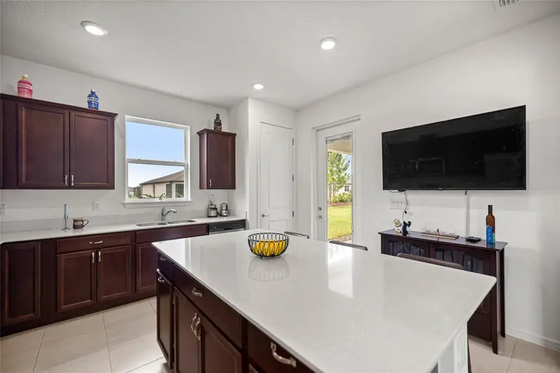 9412 Sw 53rd Pl, FL